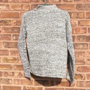 Romeo & Juliet Couture Marled Mock Neck Sweater